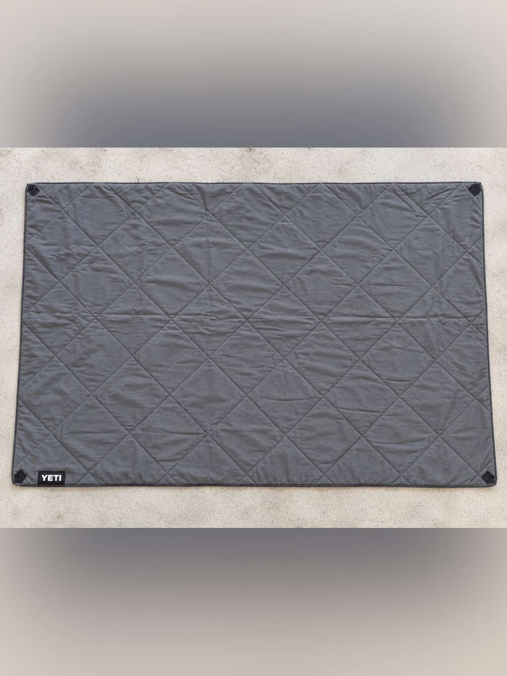 YETI Lowlands Waterproof Outdoor Blanket 78x55 Carry Bag Stakes